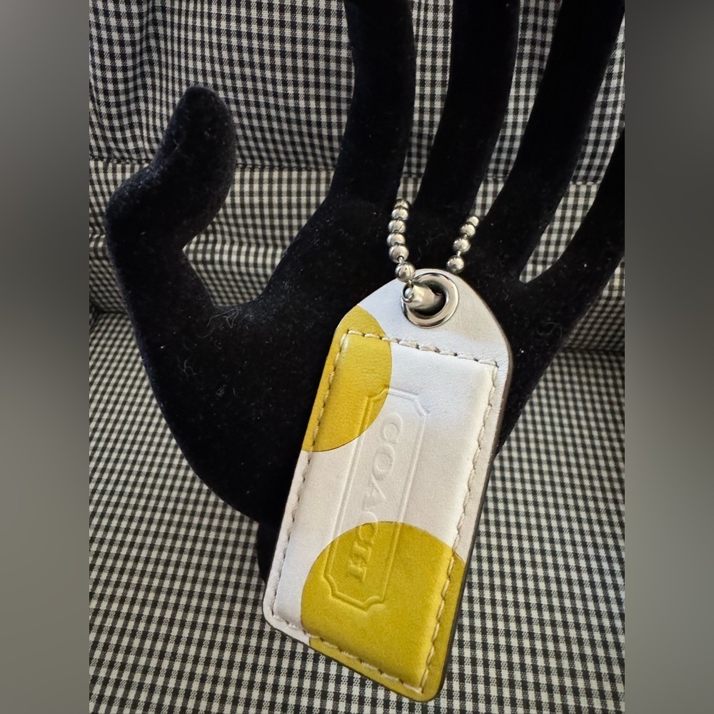 Coach White Leather Tag